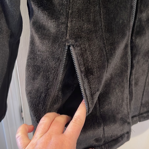 Women's Weatherproof Fleece Furry Zip Up Outerwear Jacket Size Medium - Picture 4 of 6